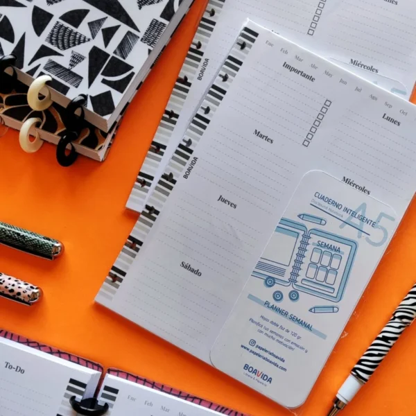 Planner Semanal A5 - "Monochrome"