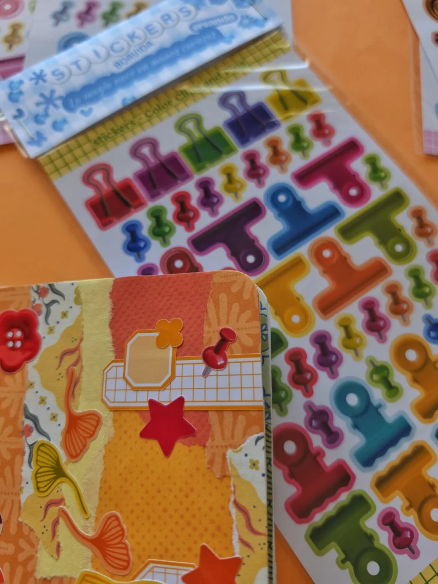 Sticker - Color Clips and pins